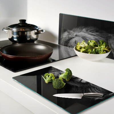 Glass kitchen board Lion in black and white