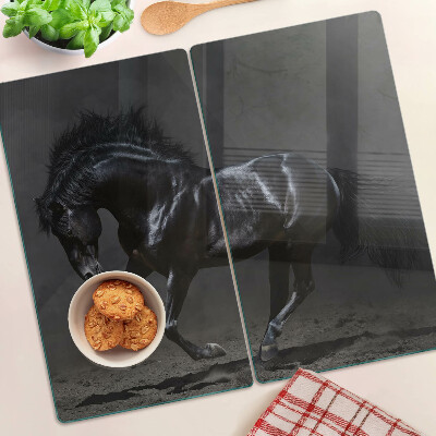 Glass chopping board Dark horse on the move
