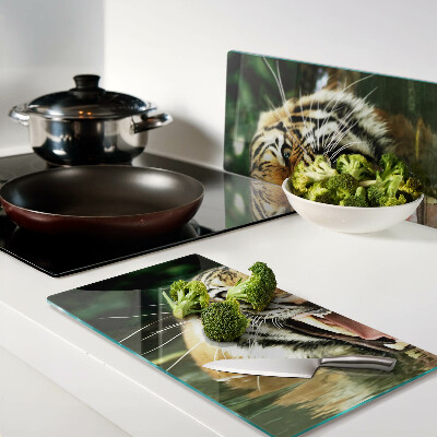 Glass chopping board Tiger on the attack