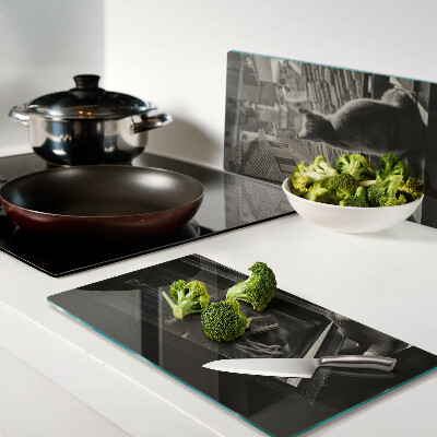 Glass chopping board Cats at the window