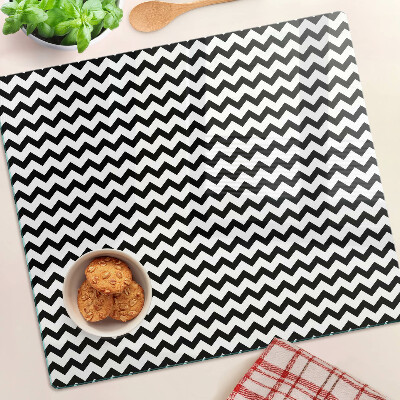 Glass chopping board Zigzags in black and white