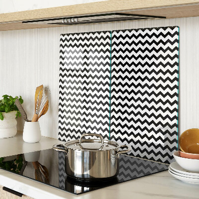 Glass chopping board Zigzags in black and white