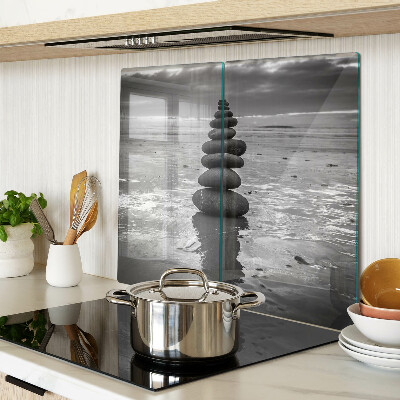 Glass kitchen board Beach stones in black and white
