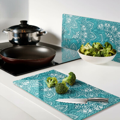 Glass chopping board Mandala pattern in shades of blue