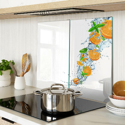 Glass chopping board Citrus in water