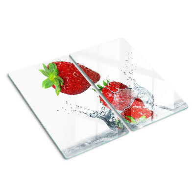 Glass chopping board Strawberries in water