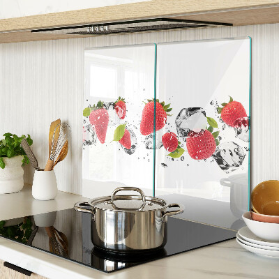 Glass chopping board Strawberries with ice