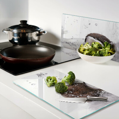 Glass chopping board Coconut in water