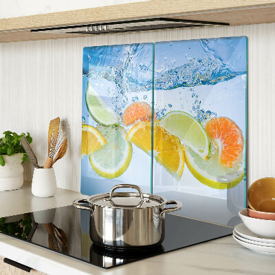 Glass chopping board Citrus in water