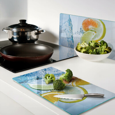 Glass chopping board Citrus in water