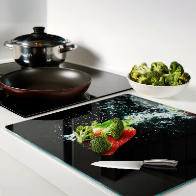 Glass chopping board Strawberry in water