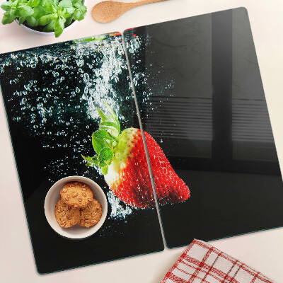 Glass chopping board Strawberry in water