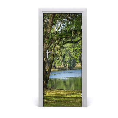 Door wallpaper Lake in the park