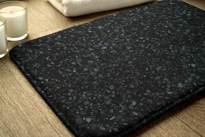 Bathmat Black spots