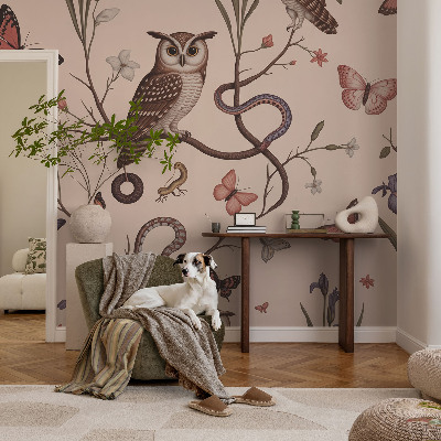 Self-adhesive photo wallpaper with an owl nature motif