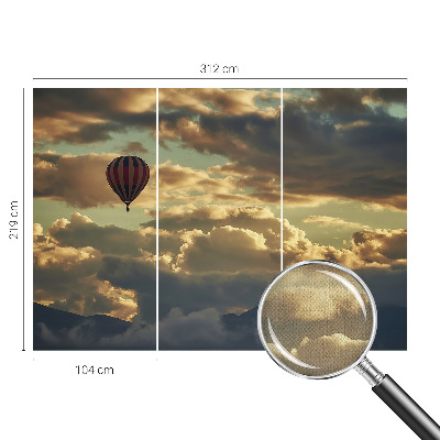 Nursery wall mural Balloon in the clouds