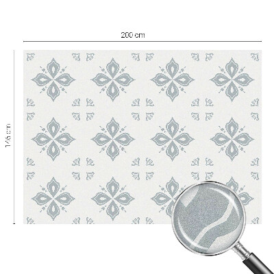 Patterned window film Geometric symmetry