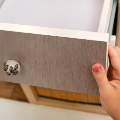 Furniture wrap Brown lines