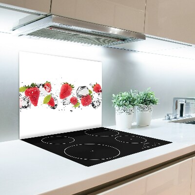 Worktop saver Strawberries and water