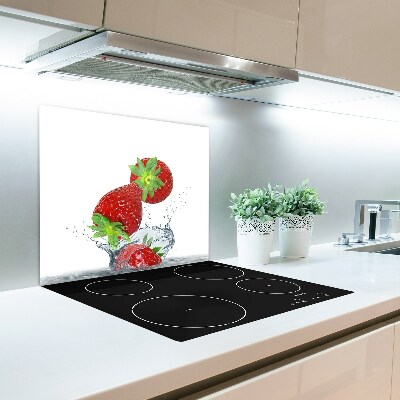 Chopping board Falling strawberries