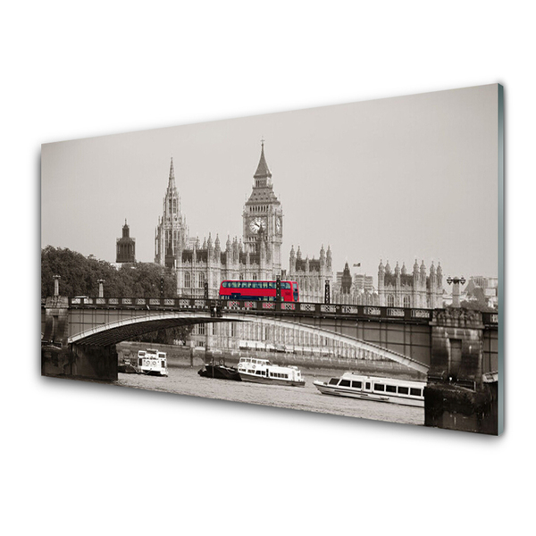 brucker-bus-city-architecture-grey-red