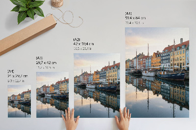 Poster Colorful buildings charmingly reflected in the water