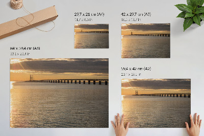 Poster A bridge on the horizon lit by the sun