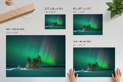 Northern Lights decorative canvas print featuring stunning colors and a peaceful atmosphere