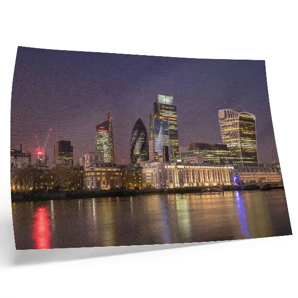 Photo canvas modern skyscrapers with light reflections against the sky