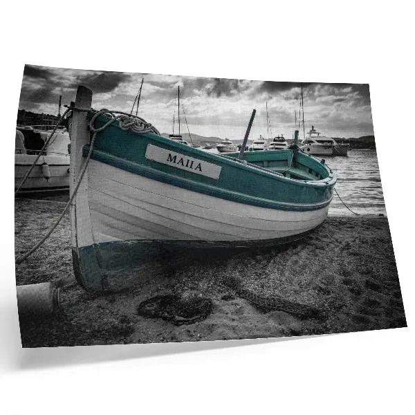 Photo canvas boat on the beach depicting a peaceful dream adventure