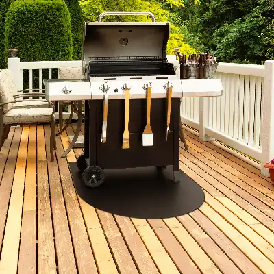 BBQ floor protector semi-oval mat measuring 31x27 in (80x70 cm)