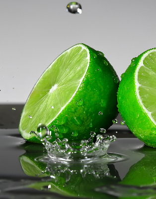 Roller blind for large window Limes in water