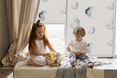 Roller blind for large window Moons