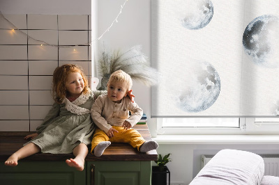 Roller blind for large window Moons