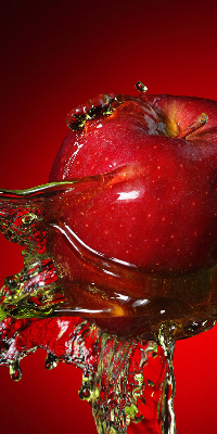 Fabric roller blind An apple doused with water