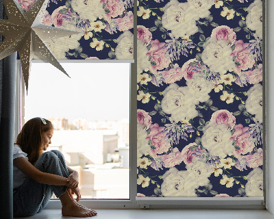Fabric roller blind for window Roses