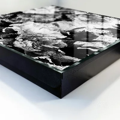 Key box for wall Black and white flowers