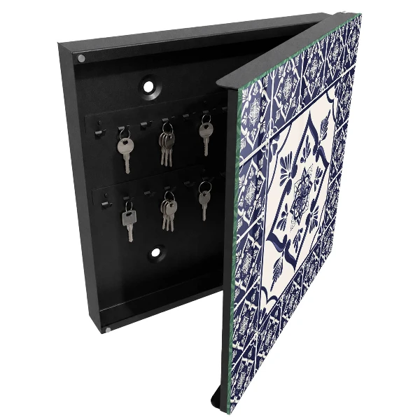 Wall mounted key box Classic elegance