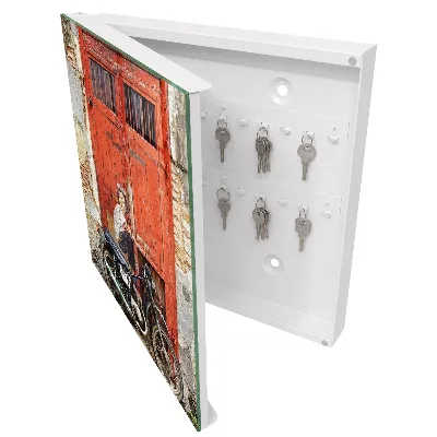 Wall mounted key box Street art