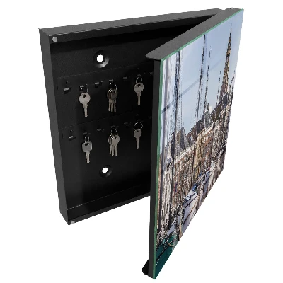 Wall mounted key box Sails on the water
