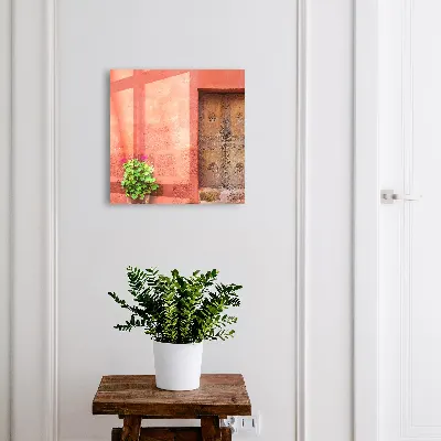Key cabinet Red facade