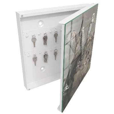 Wall mounted key box Birds on a rock
