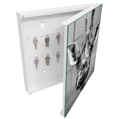 Wall mounted key box Giraffe portrait