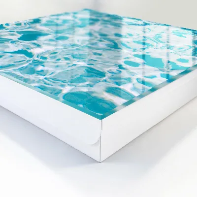 Wall-mounted key box with water swirls design