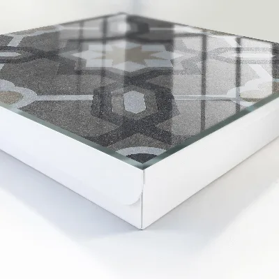 Key cabinet Geometric elegance