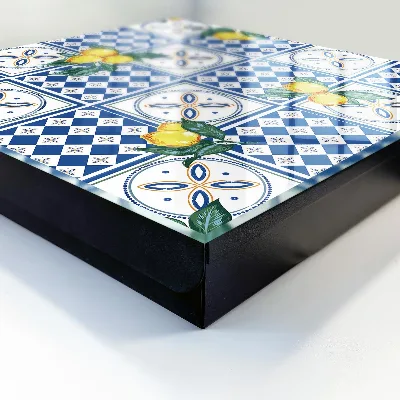 Key cabinet lemon tiles design