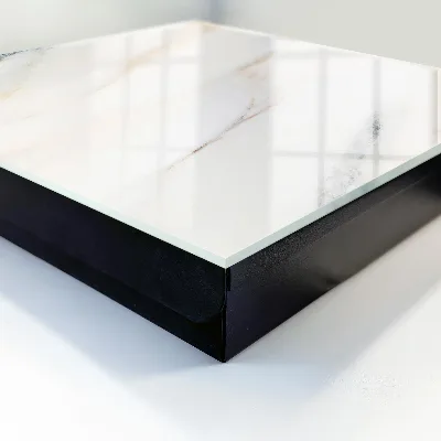 Key cabinet with marbled effect