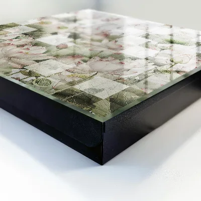 Key cabinet Geometric lilies