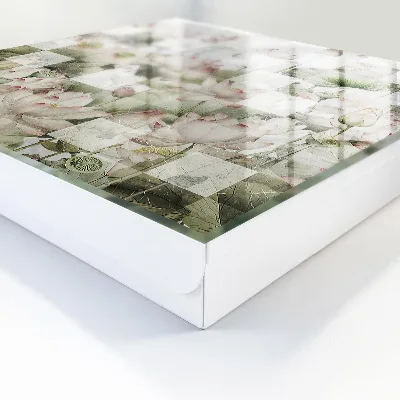 Key cabinet Geometric lilies