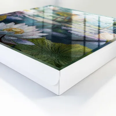 Wall mounted key box Water flowers